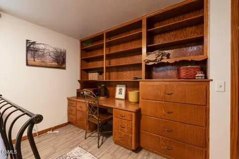 604606 Capitol Ave E, Bismarck, ND 58501 photo 21