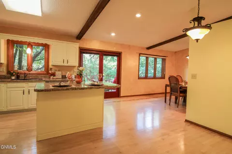 Kitchen - 306 N Brandon Loop, Bismarck, ND 58503 photo 12 of 12