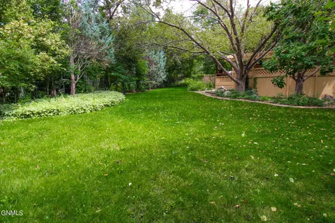 Exterior - 306 N Brandon Loop, Bismarck, ND 58503 photo 23 of 25