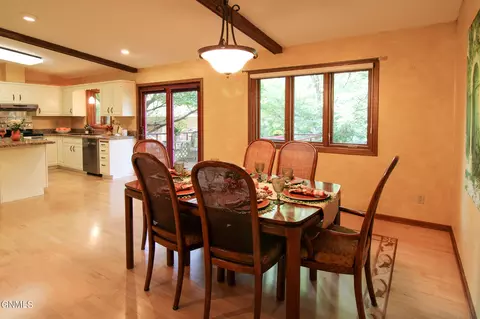 Dining - 306 N Brandon Loop, Bismarck, ND 58503 photo 4 of 4
