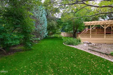Exterior - 306 N Brandon Loop, Bismarck, ND 58503 photo 18 of 25