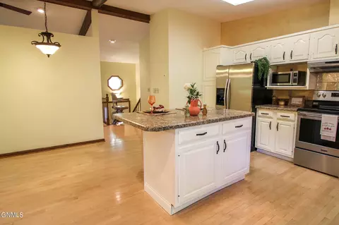 Kitchen - 306 N Brandon Loop, Bismarck, ND 58503 photo 8 of 12