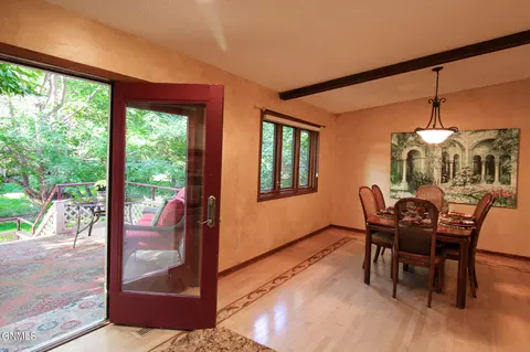Dining - 306 N Brandon Loop, Bismarck, ND 58503 photo 3 of 4