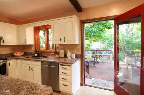 Kitchen - 306 N Brandon Loop, Bismarck, ND 58503 photo 3 of 12