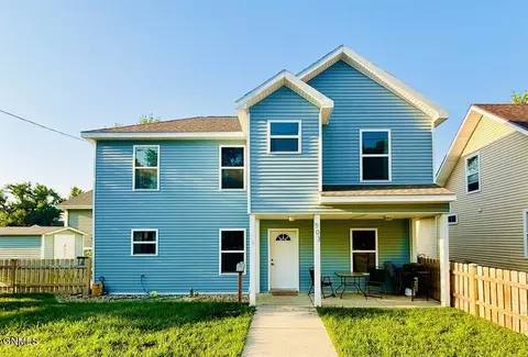 503 5th Ave NW, Minot, ND 58703