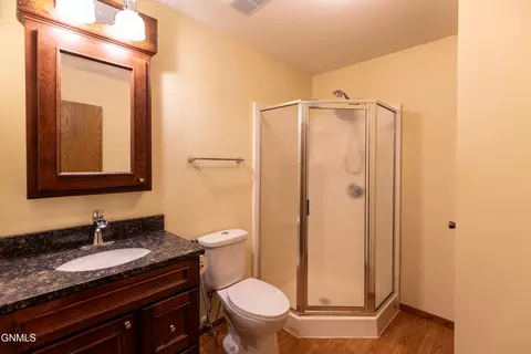 Bath - 3613 Hackberry St, Bismarck, ND 58503 photo 1 of 3