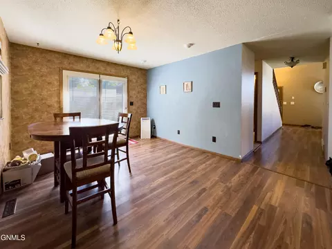 Dining - 3613 Hackberry St, Bismarck, ND 58503 photo 1 of 1