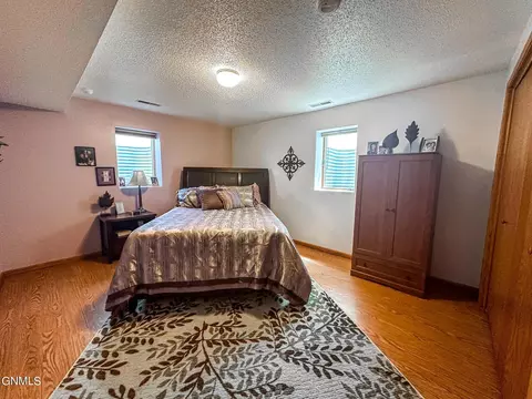 Bedroom - 5150 57th St SE, Bismarck, ND 58504 photo 3 of 6