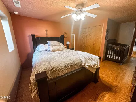 Bedroom - 5150 57th St SE, Bismarck, ND 58504 photo 6 of 6