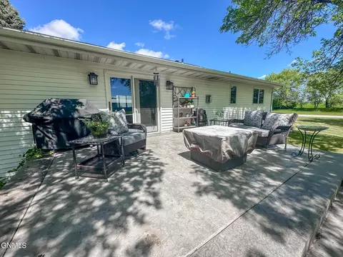 Exterior - 5150 57th St SE, Bismarck, ND 58504 photo 11 of 15