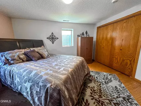 Bedroom - 5150 57th St SE, Bismarck, ND 58504 photo 4 of 6