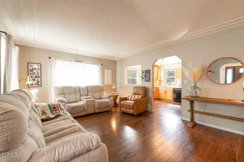 1208 N 2nd St, Bismarck, ND 58501 photo 5