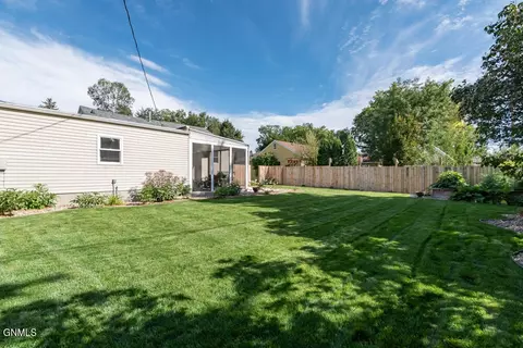 1208 N 2nd St, Bismarck, ND 58501 photo 31