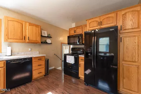 1208 N 2nd St, Bismarck, ND 58501 photo 8