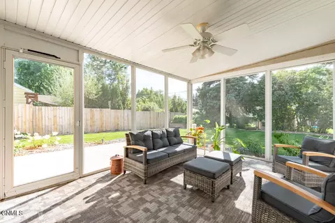 1208 N 2nd St, Bismarck, ND 58501 photo 10