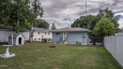 704 N 18th St, Bismarck, ND 58501 photo 5