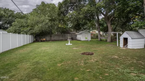 704 N 18th St, Bismarck, ND 58501 photo 6