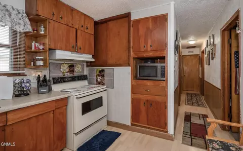 704 N 18th St, Bismarck, ND 58501 photo 10