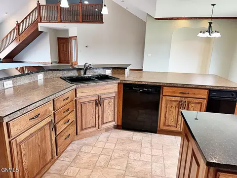 Kitchen - 4965 140th Ave NW, Williston, ND 58801 photo 12 of 14