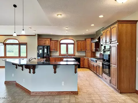 Kitchen - 4965 140th Ave NW, Williston, ND 58801 photo 2 of 14