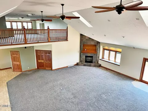 Living - 4965 140th Ave NW, Williston, ND 58801 photo 5 of 13