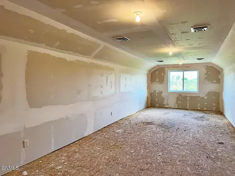 Bedroom - 4965 140th Ave NW, Williston, ND 58801 photo 5 of 7