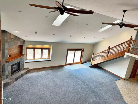 Living - 4965 140th Ave NW, Williston, ND 58801 photo 3 of 13