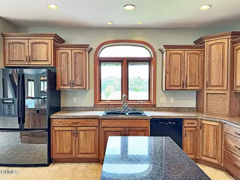 Kitchen - 4965 140th Ave NW, Williston, ND 58801 photo 13 of 14