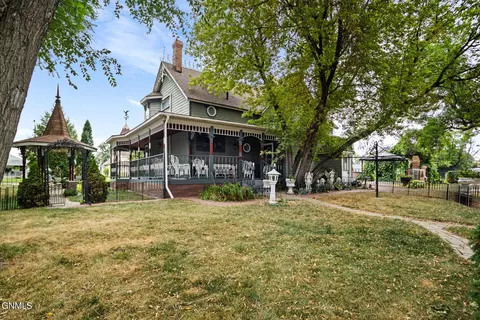 824 2nd Ave W, Williston, ND 58801 photo 7