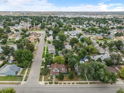 824 2nd Ave W, Williston, ND 58801 photo 61