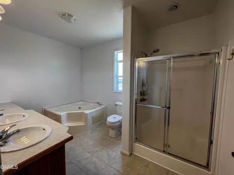 5350 Muddy Valley Dr, Williston, ND 58801 photo 27