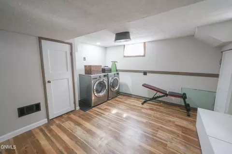 608 6th Ave W, Williston, ND 58801 photo 17