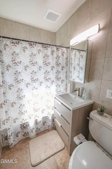 608 6th Ave W, Williston, ND 58801 photo 13
