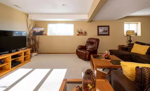 7516 Beacon Loop, Bismarck, ND 58501 photo 19