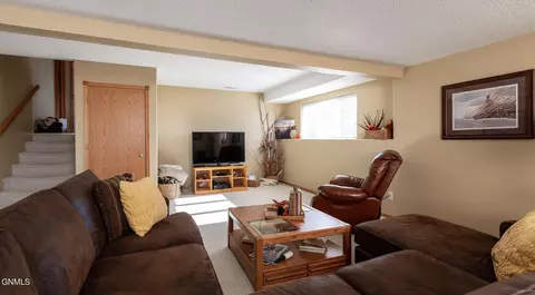 7516 Beacon Loop, Bismarck, ND 58501 photo 20