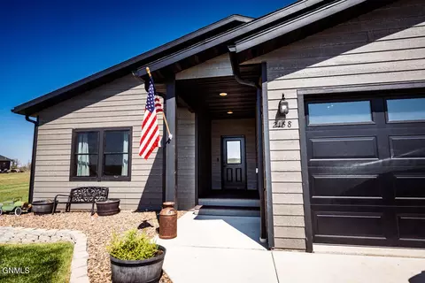 2158 124t Ave NW, Watford City, ND 58854