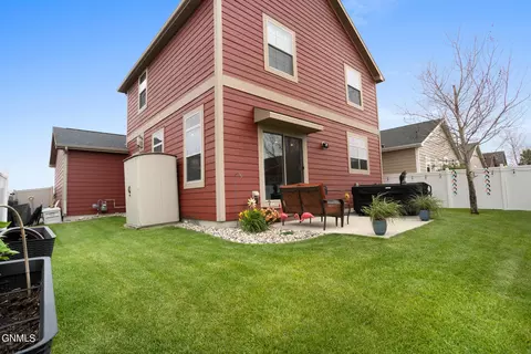 3406 35th St W, Williston, ND 58801 photo 8