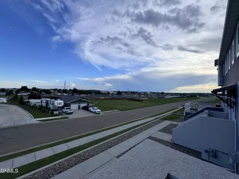 3210 Jericho Rd, Bismarck, ND 58503 photo 36