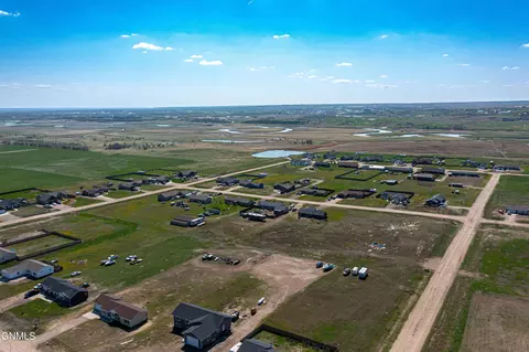 5491 Matthew Ave, Williston, ND 58801