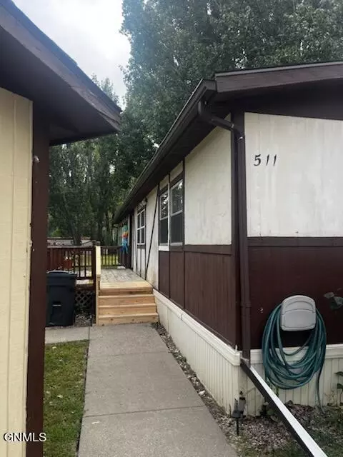 511 Nottingham Dr, Bismarck, ND 58504 photo 3