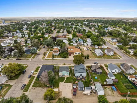 508 6th Ave W, Williston, ND 58801 photo 26