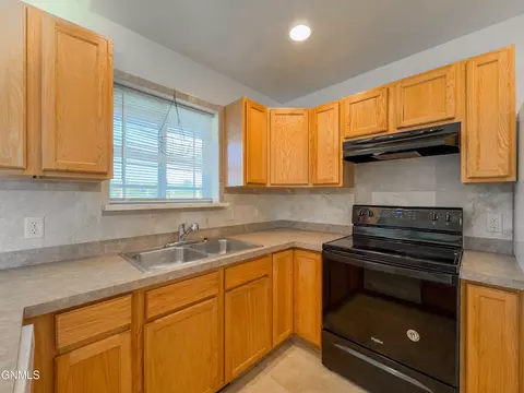 421 View St, Ray, ND 58849 photo 10