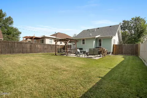 509 2nd Ave W, Williston, ND 58801 photo 12