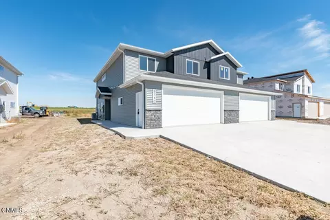 5710 Iron Dr, Bismarck, ND 58503
