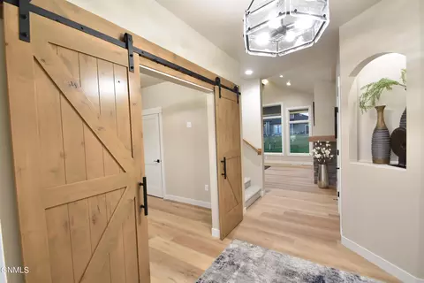 1710 Community Lp, Bismarck, ND 58503 photo 3
