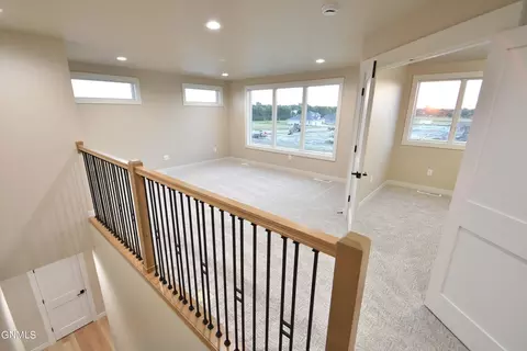 1710 Community Lp, Bismarck, ND 58503 photo 23