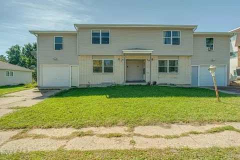 105107 Interstate Ave W, Bismarck, ND 58503