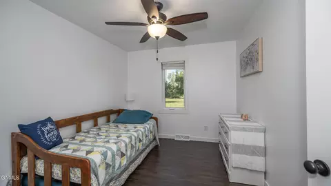 Bedroom - 5141 Flatrock Loop, Bismarck, ND 58503 photo 1 of 7