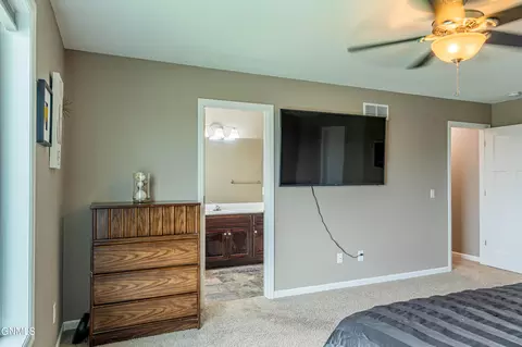 2721 E Calgary Ave, Bismarck, ND 58503 photo 25