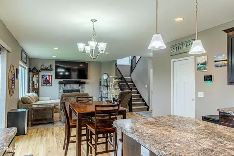 2721 E Calgary Ave, Bismarck, ND 58503 photo 10